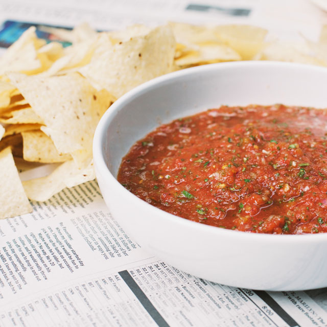 restaurant style salsa with chips