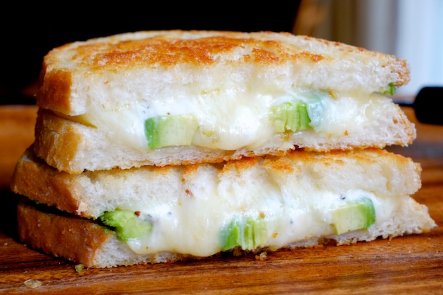 avocado pepperjack grilled cheese with garlic cilantro mayo