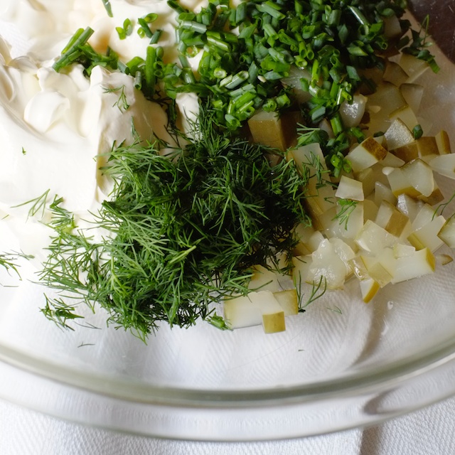 dill pickle potato salad